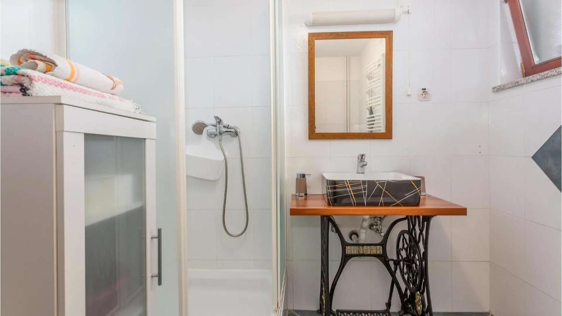 Gorgeous Apartment In Kastav With Kitchen