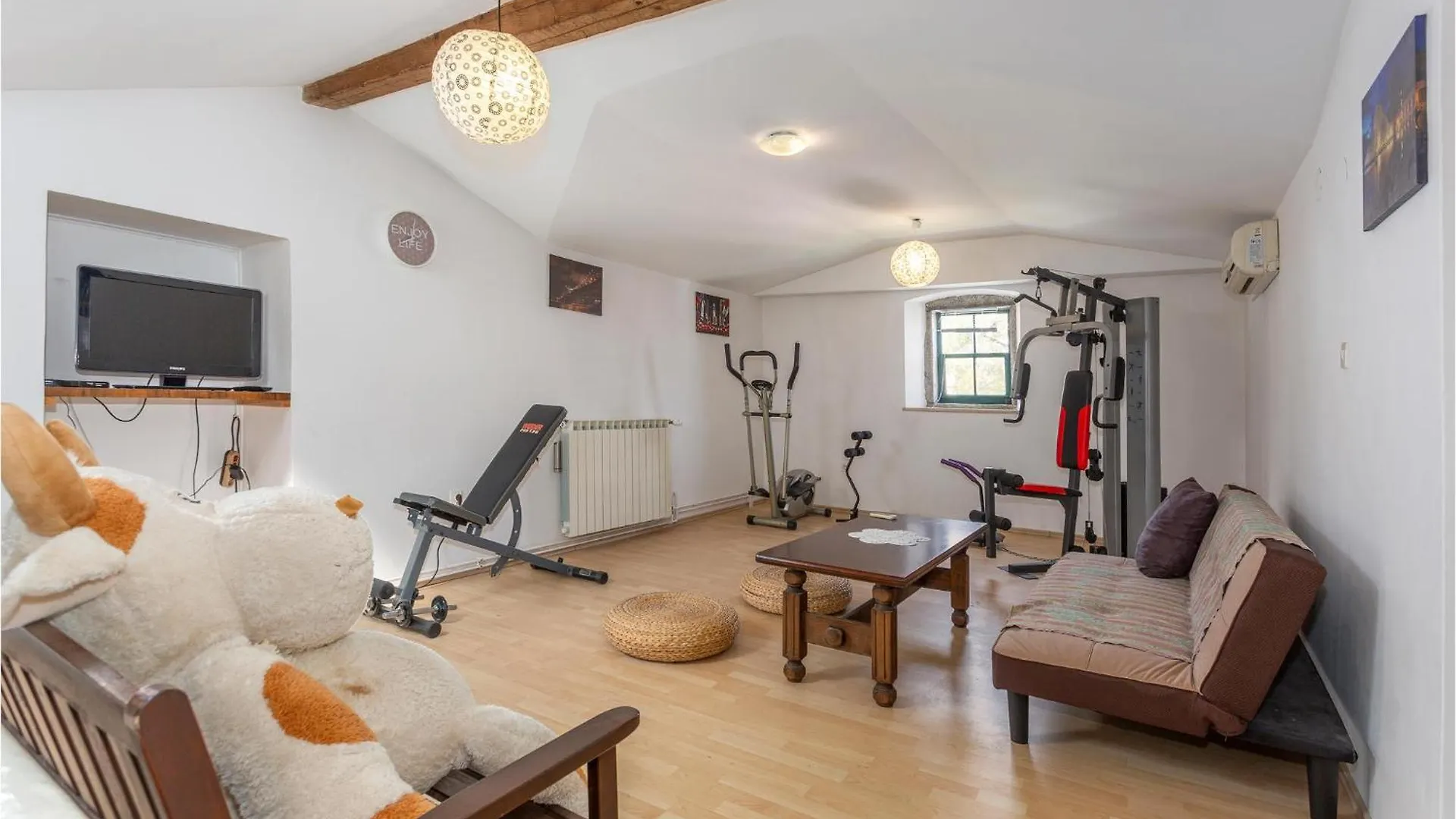 Gorgeous Apartment In Kastav With Kitchen 0*,