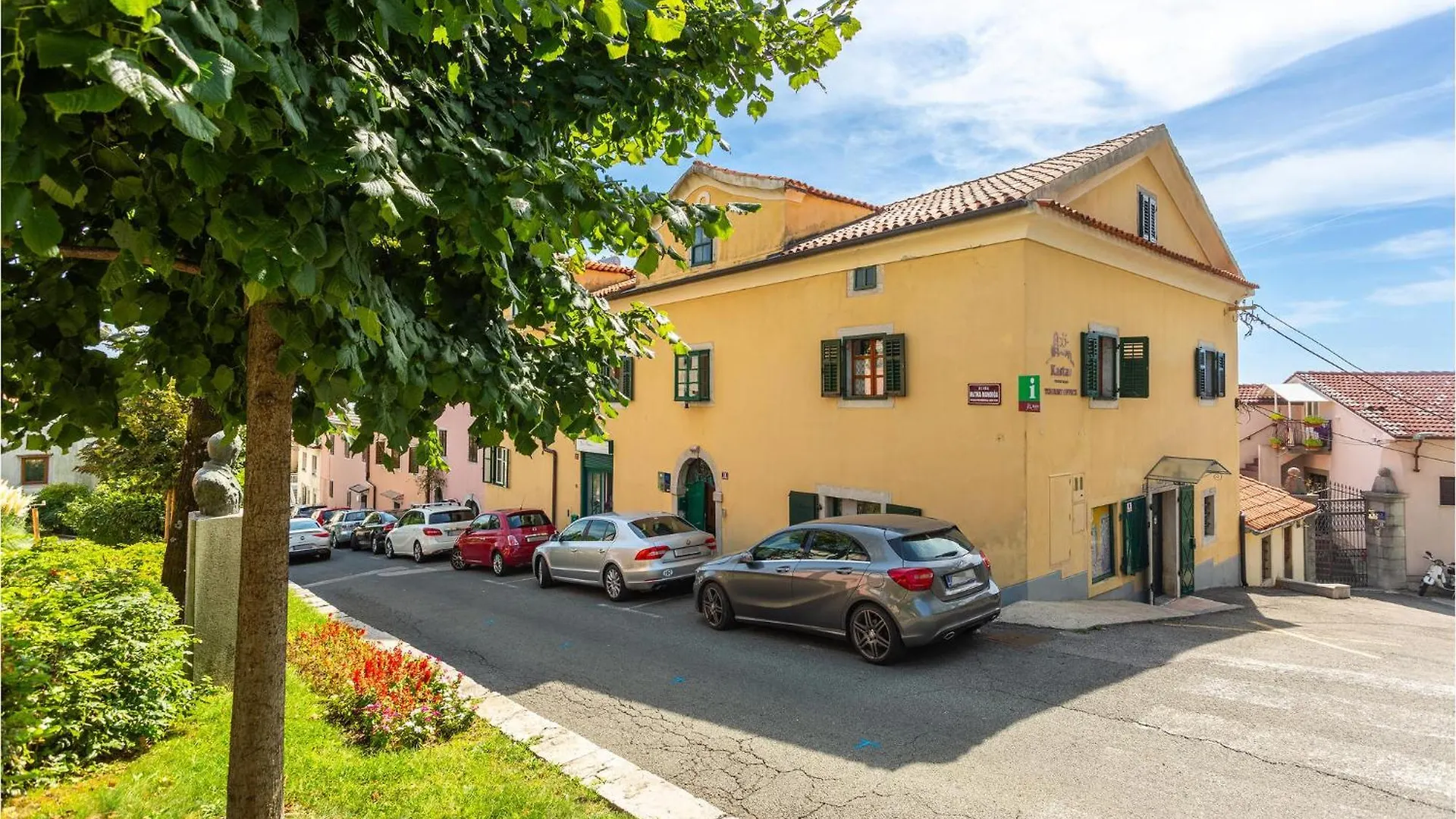 Gorgeous Apartment In Kastav With Kitchen